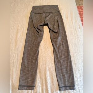 Lululemon align sz 6 heathered charcoal 25” leggings like new!